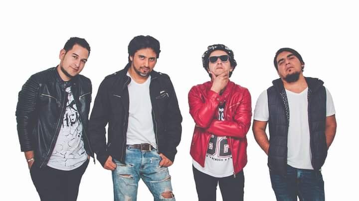 LA HORMIGA DEJA “ENTREABIERTA” LA PUERTA DE LOS ESCENARIOS.